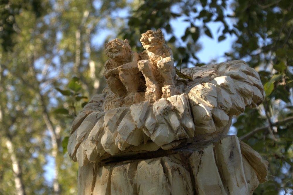 Gallery: New tree carving nears completion in High River's George
